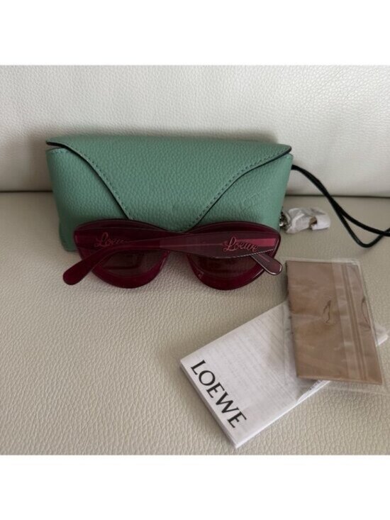 NEW Loewe Sunglasses Cat-eye 40096I Curvy 100% Authentic Purple main image 9